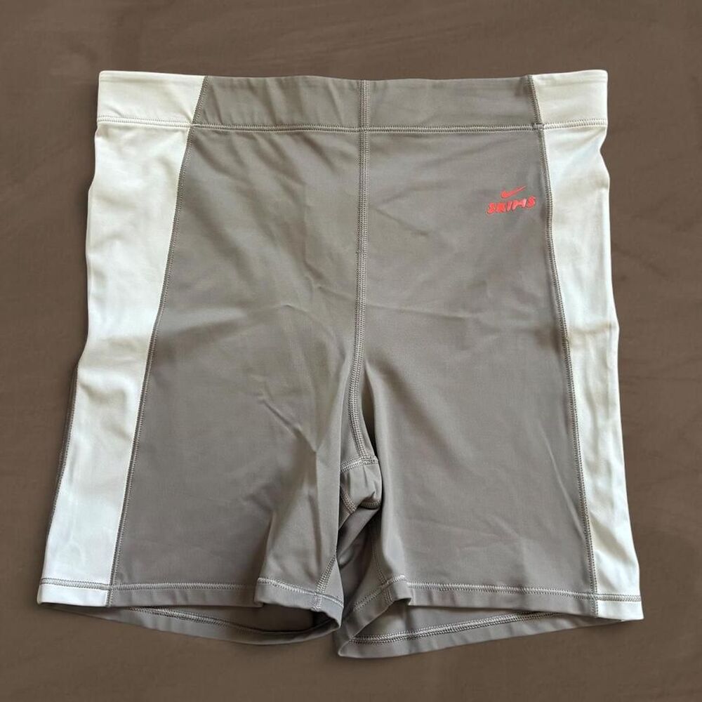 Skims Nike high waisted biker shorts truffle/ stone size medium